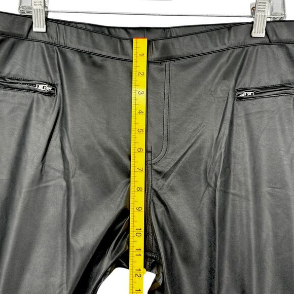 HUE Leatherette Skimmer Black Pull On Zipper Pockets Womens Pants Extra Large - Picture 7 of 8